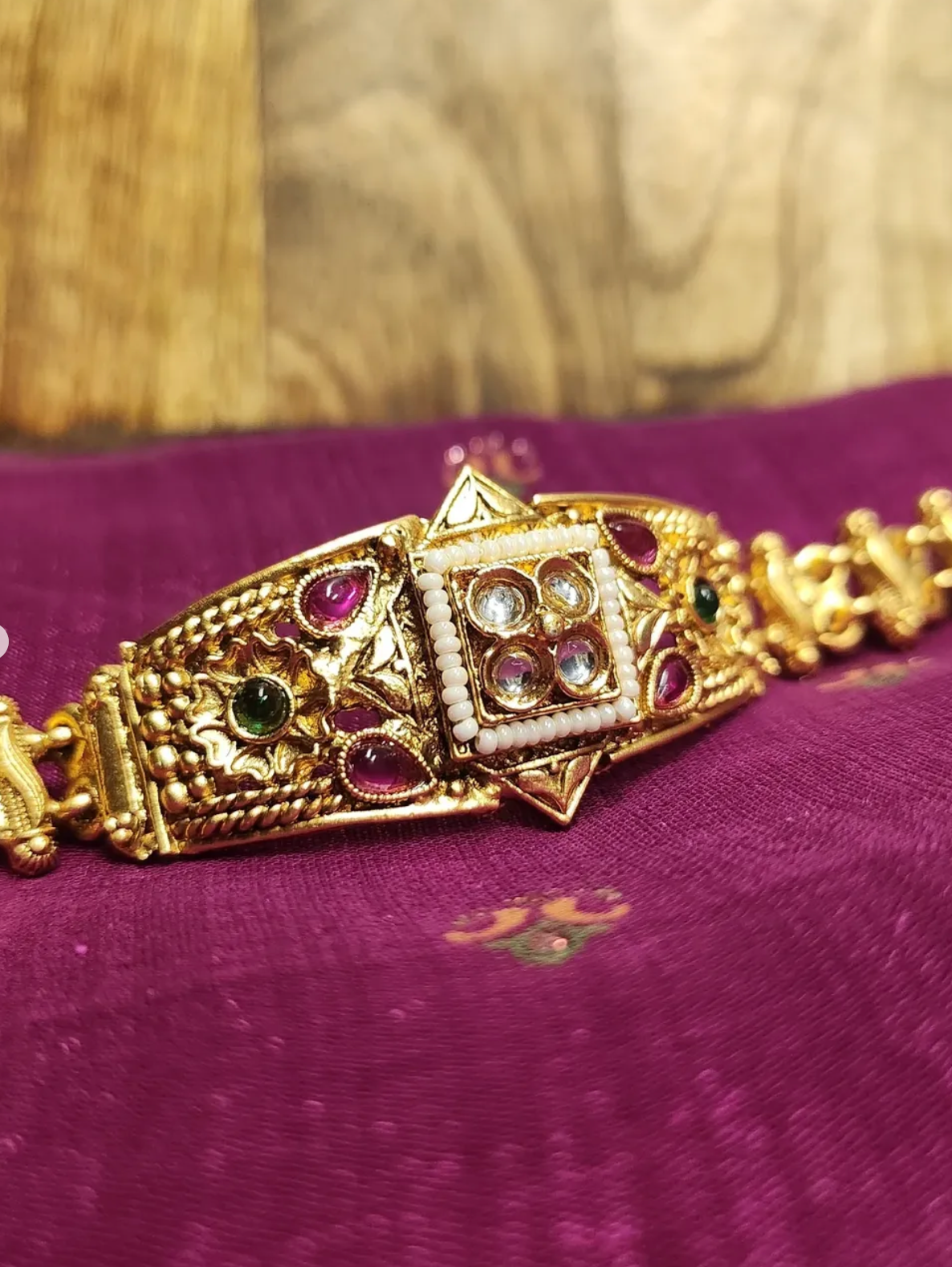 Serene Flora necklace