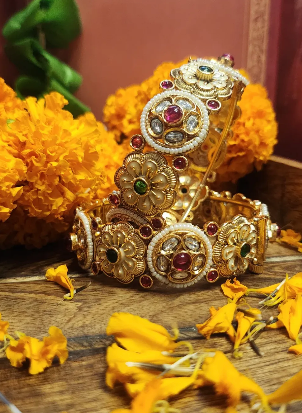 Serene Flora necklace