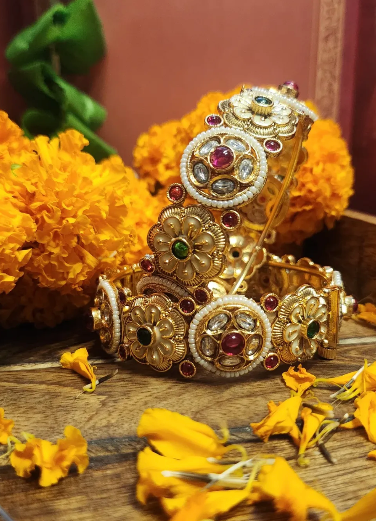 Serene Flora necklace