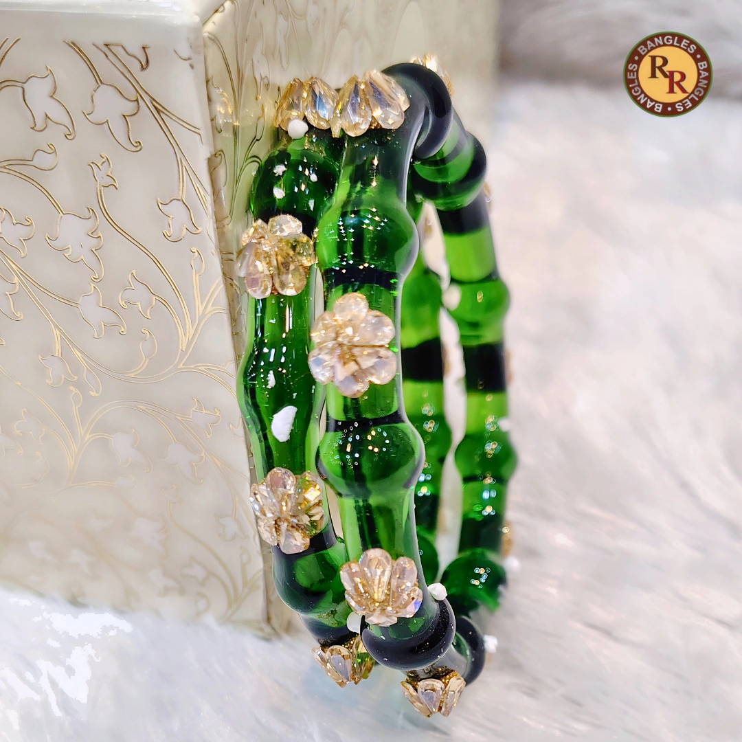 Emerald Green Segmented Glass Bangle Set