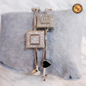 silver-cz-diamond-square-pendant-bracelet-micro-pave-cz-square-hanging-heart-charm-contemporary-bracelet-gifting-everyday-wear-wholesale-bracelets